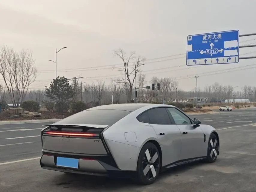 2025 Xpeng P7 BEV,autocango,china used car exporter,china ev exporter,chinese used car exporter,chinese used ev exporter