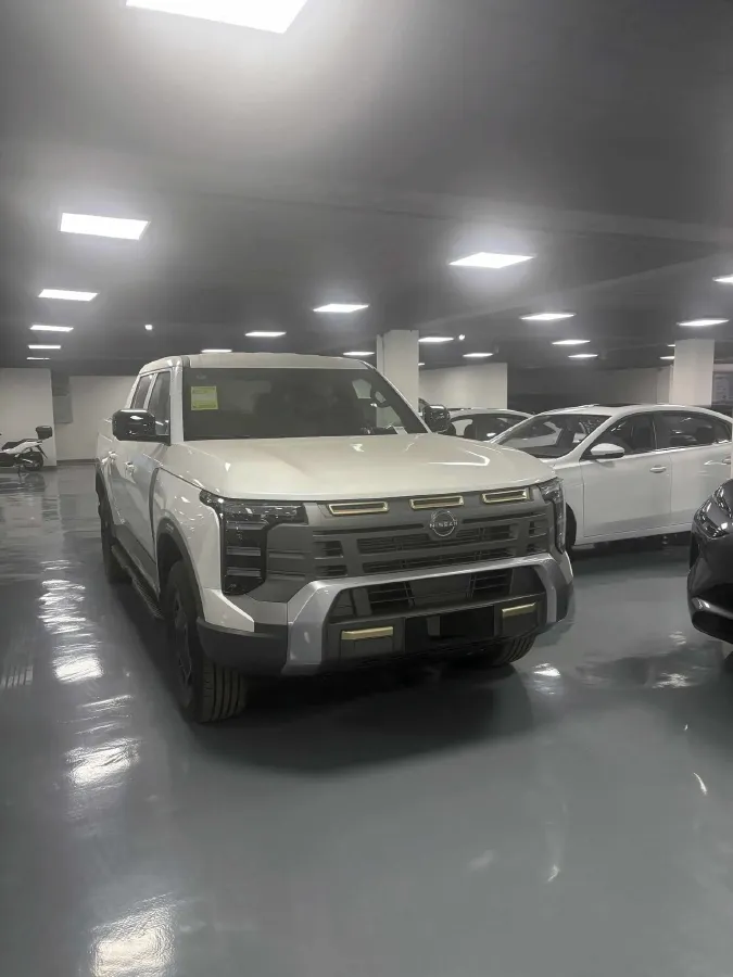 2023 Dongfeng RuiQi 7 2.0T 228HP L4 8AT,autocango,china used car exporter,china ev exporter,chinese used car exporter,chinese used ev exporter