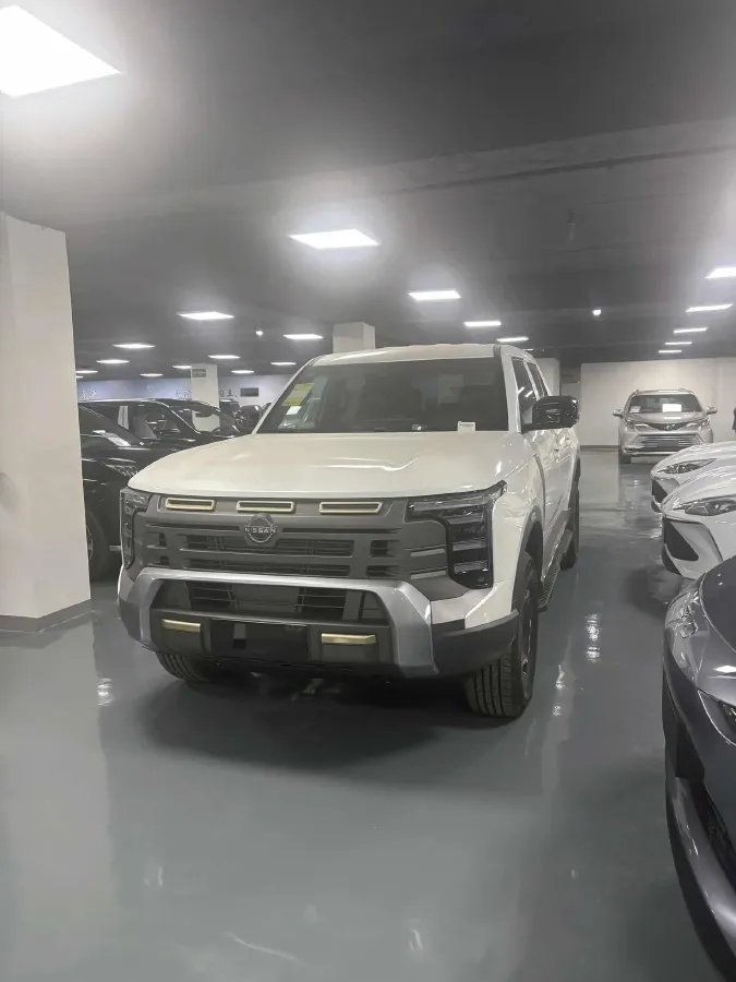 2023 Dongfeng RuiQi 7 2.0T 228HP L4 8AT,autocango,china used car exporter,china ev exporter,chinese used car exporter,chinese used ev exporter