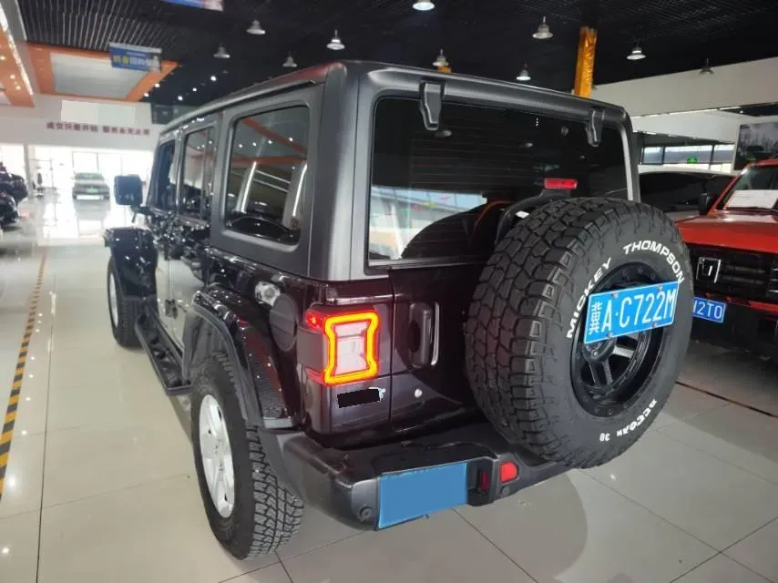 2019 Jeep Wrangler 2.0T 266HP L4 8AT,autocango,china used car exporter,china ev exporter,chinese used car exporter,chinese used ev exporter