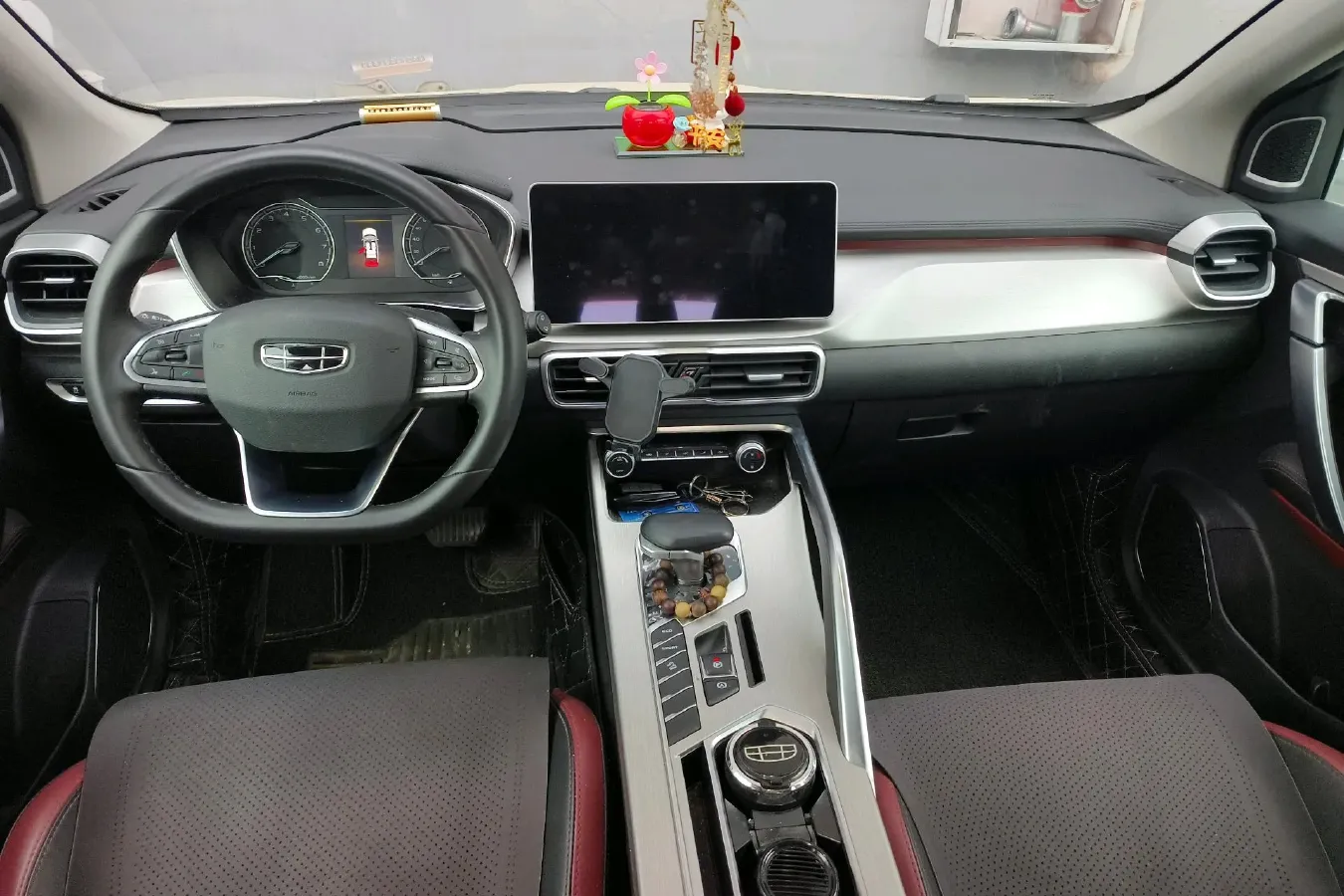 2021 Geely Coolray 1.4T 141HP L4 6DCT,autocango,china used car exporter,china ev exporter,chinese used car exporter,chinese used ev exporter
