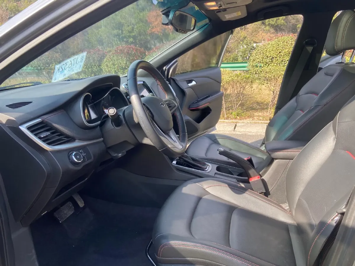 2019 Chevrolet Monza 1.3T 163HP L3 6AT,autocango,china used car exporter,china ev exporter,chinese used car exporter,chinese used ev exporter