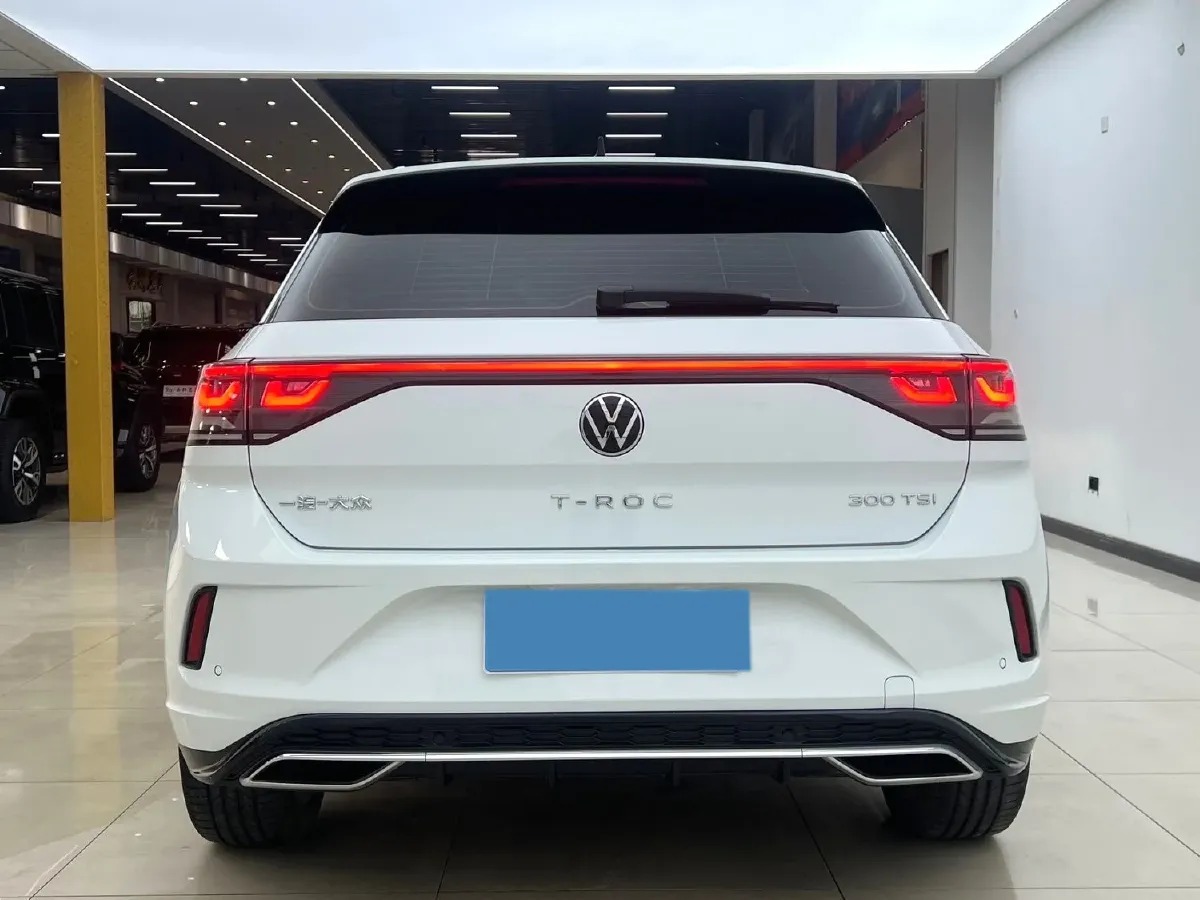 2023 Volkswagen T-Roc 1.5T 160HP L4 7DCT,autocango,china used car exporter,china ev exporter,chinese used car exporter,chinese used ev exporter