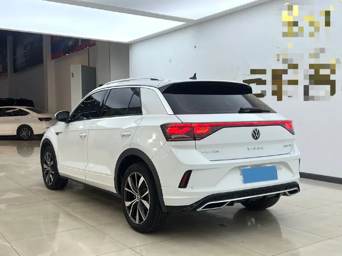 2023 Volkswagen T-Roc 1.5T 160HP L4 7DCT,autocango,china used car exporter,china ev exporter,chinese used car exporter,chinese used ev exporter