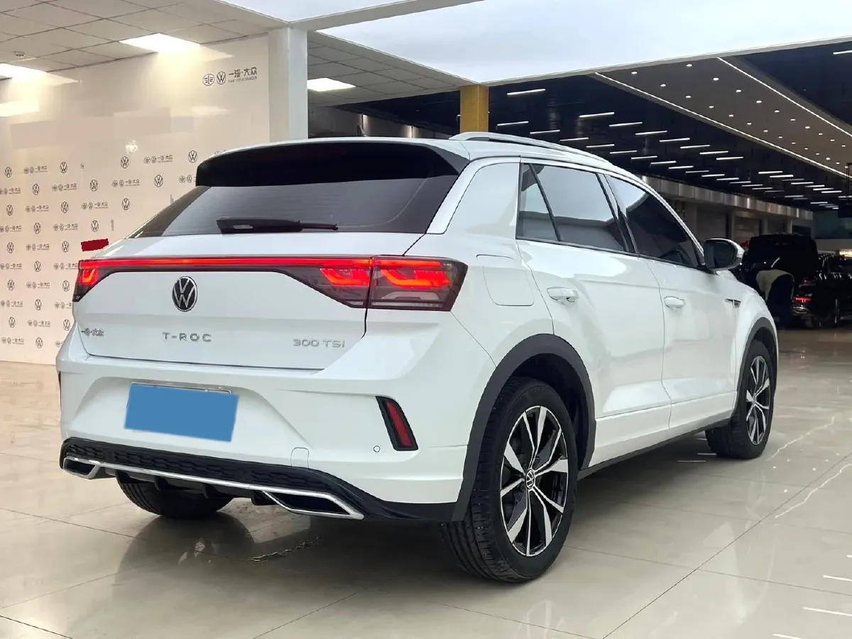 2023 Volkswagen T-Roc 1.5T 160HP L4 7DCT,autocango,china used car exporter,china ev exporter,chinese used car exporter,chinese used ev exporter
