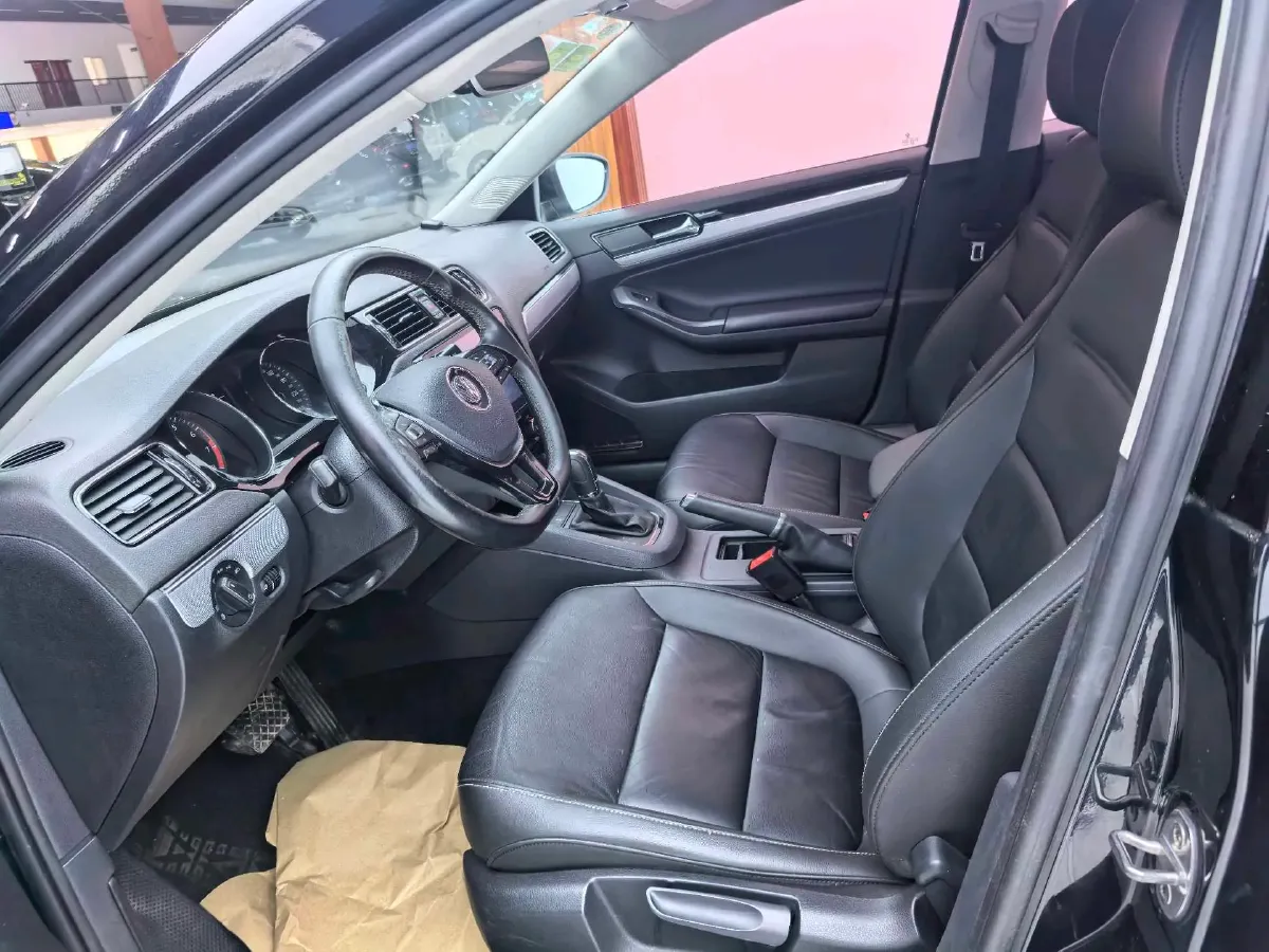 2017 Volkswagen Sagitar 1.2T 110HP L4 7DCT,autocango,china used car exporter,china ev exporter,chinese used car exporter,chinese used ev exporter