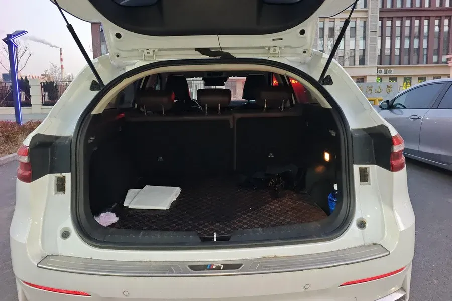 2019 Haval F7 2.0T 197HP L4 7DCT,autocango,china used car exporter,china ev exporter,chinese used car exporter,chinese used ev exporter