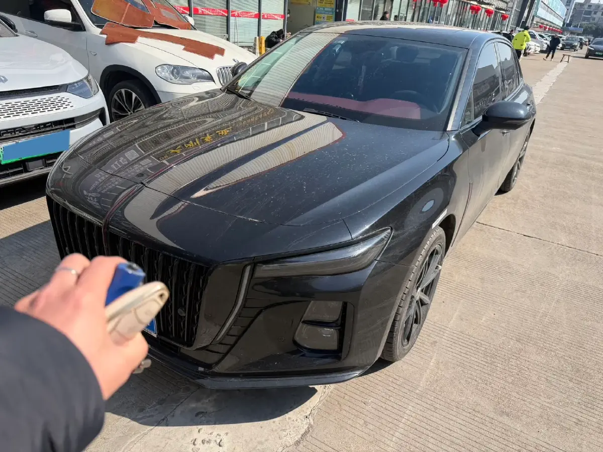 2025 HongQi H5 1.5T 169HP L4 7DCT