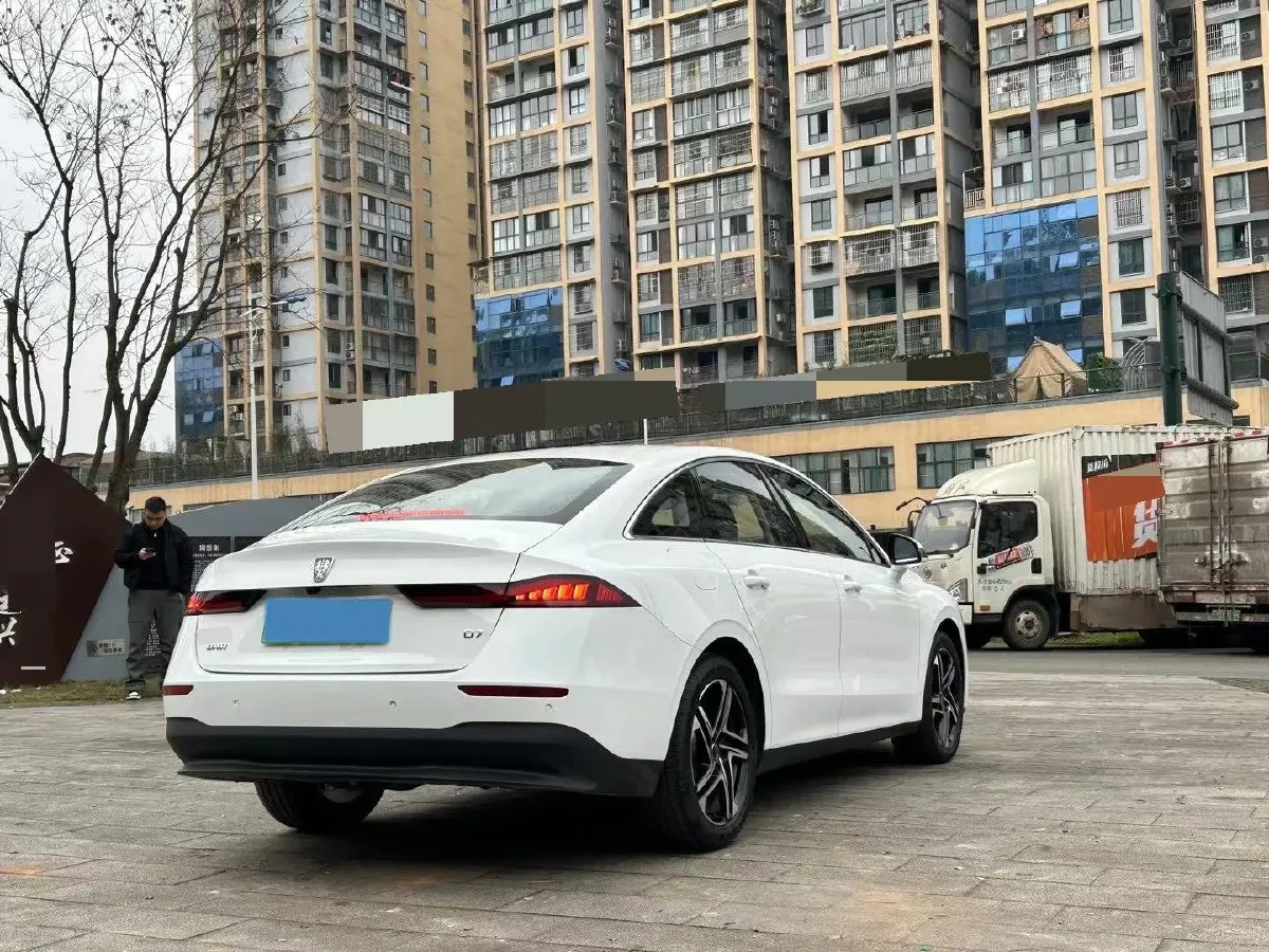 2025 Roewe D7 1.5L 112HP L4 1DHT PHEV 19.7KWH,autocango,china used car exporter,china ev exporter,chinese used car exporter,chinese used ev exporter