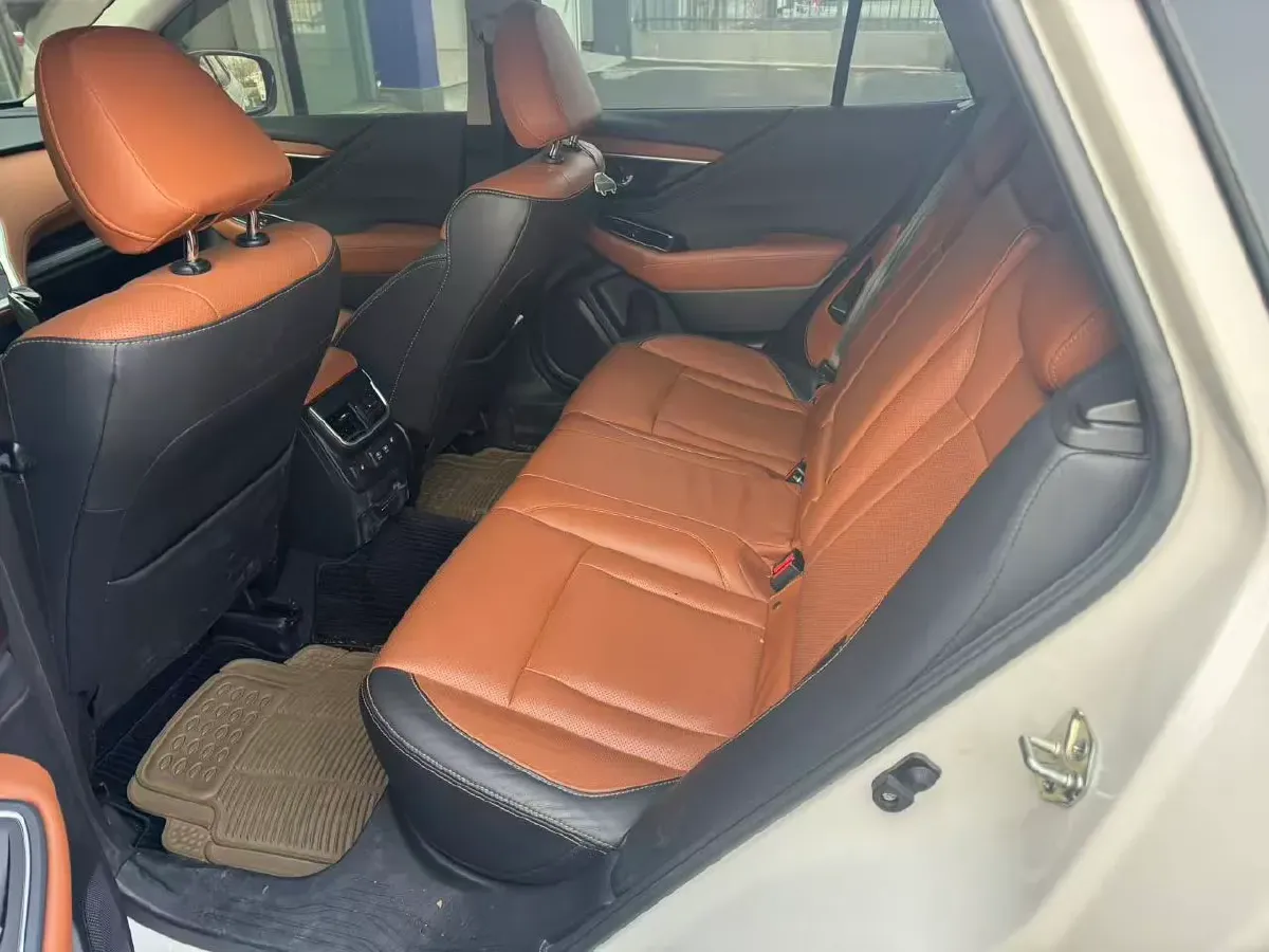 2021 Subaru Outback 2.5L 169HP H4 CVT,autocango,china used car exporter,china ev exporter,chinese used car exporter,chinese used ev exporter