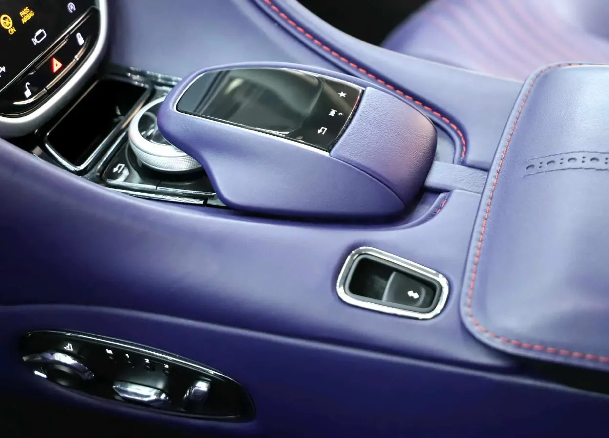 2020 Aston Martin DB11 4.0T 510HP V8 8AT,autocango,china used car exporter,china ev exporter,chinese used car exporter,chinese used ev exporter