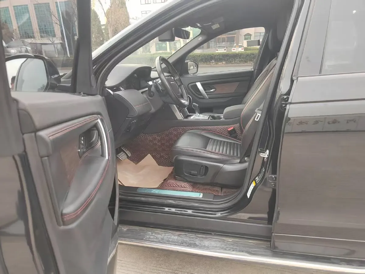 2020 Land Rover Discovery Sport 2.0T 249HP L4 9AT,autocango,china used car exporter,china ev exporter,chinese used car exporter,chinese used ev exporter