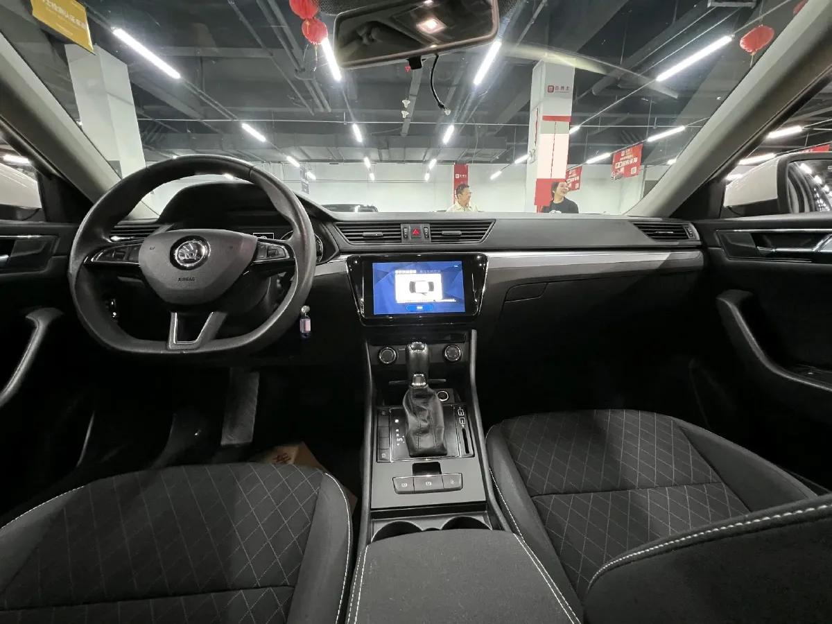 2019 Skoda Octavia 1.4T 150HP L4 7DCT,autocango,china used car exporter,china ev exporter,chinese used car exporter,chinese used ev exporter