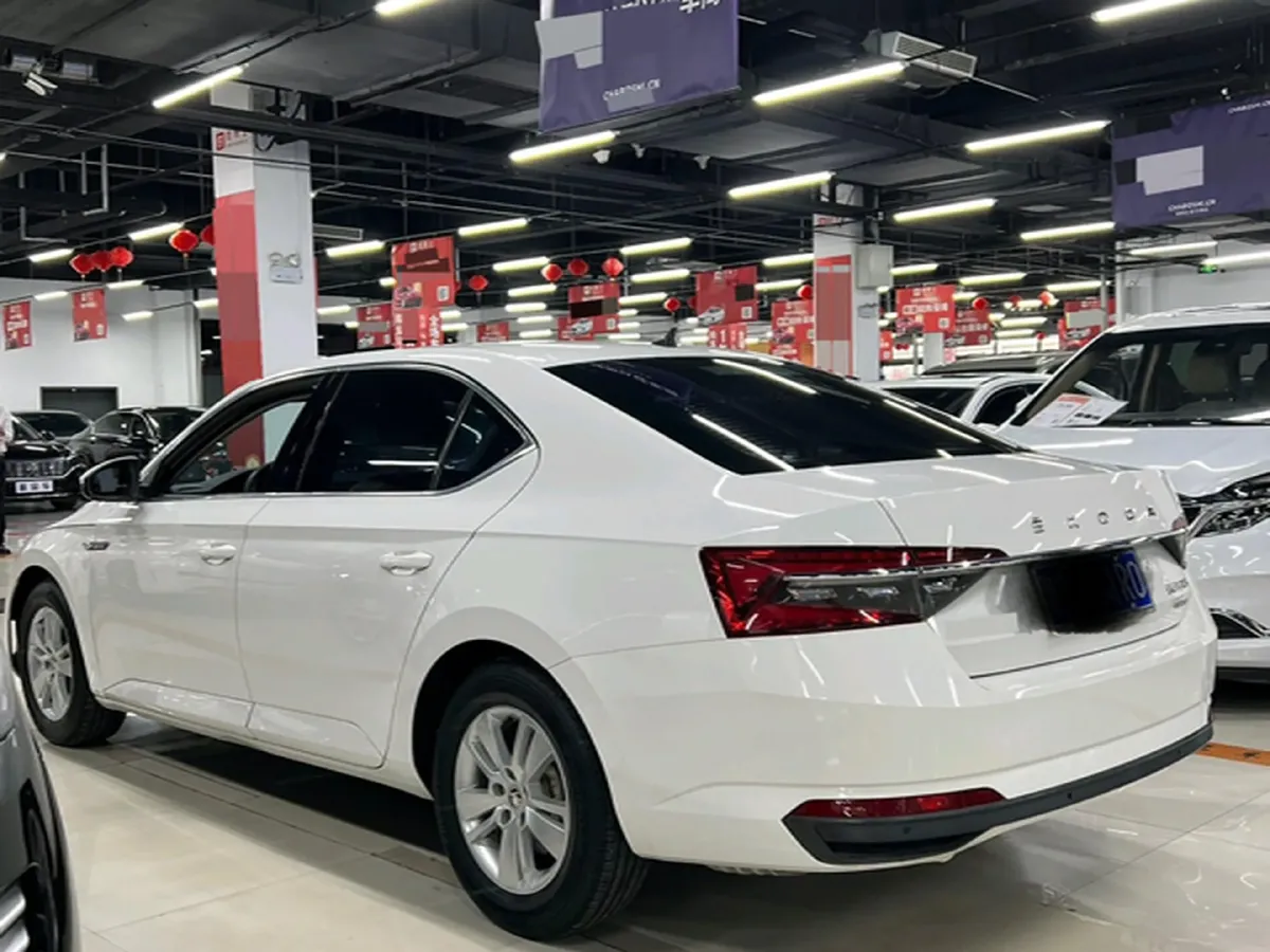 2019 Skoda Octavia 1.4T 150HP L4 7DCT,autocango,china used car exporter,china ev exporter,chinese used car exporter,chinese used ev exporter