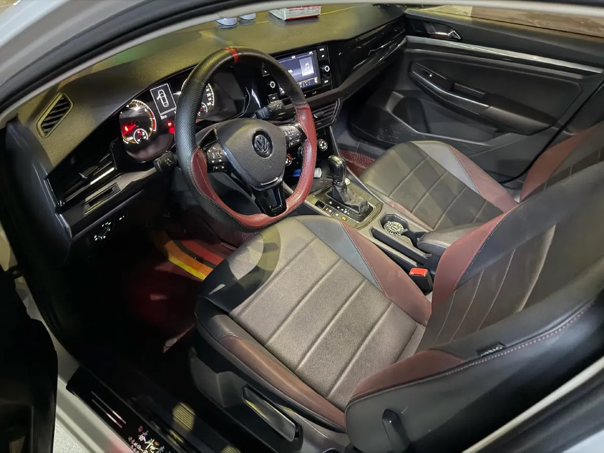 2019 Bestune T77 1.2T 143HP L4 7DCT,autocango,china used car exporter,china ev exporter,chinese used car exporter,chinese used ev exporter