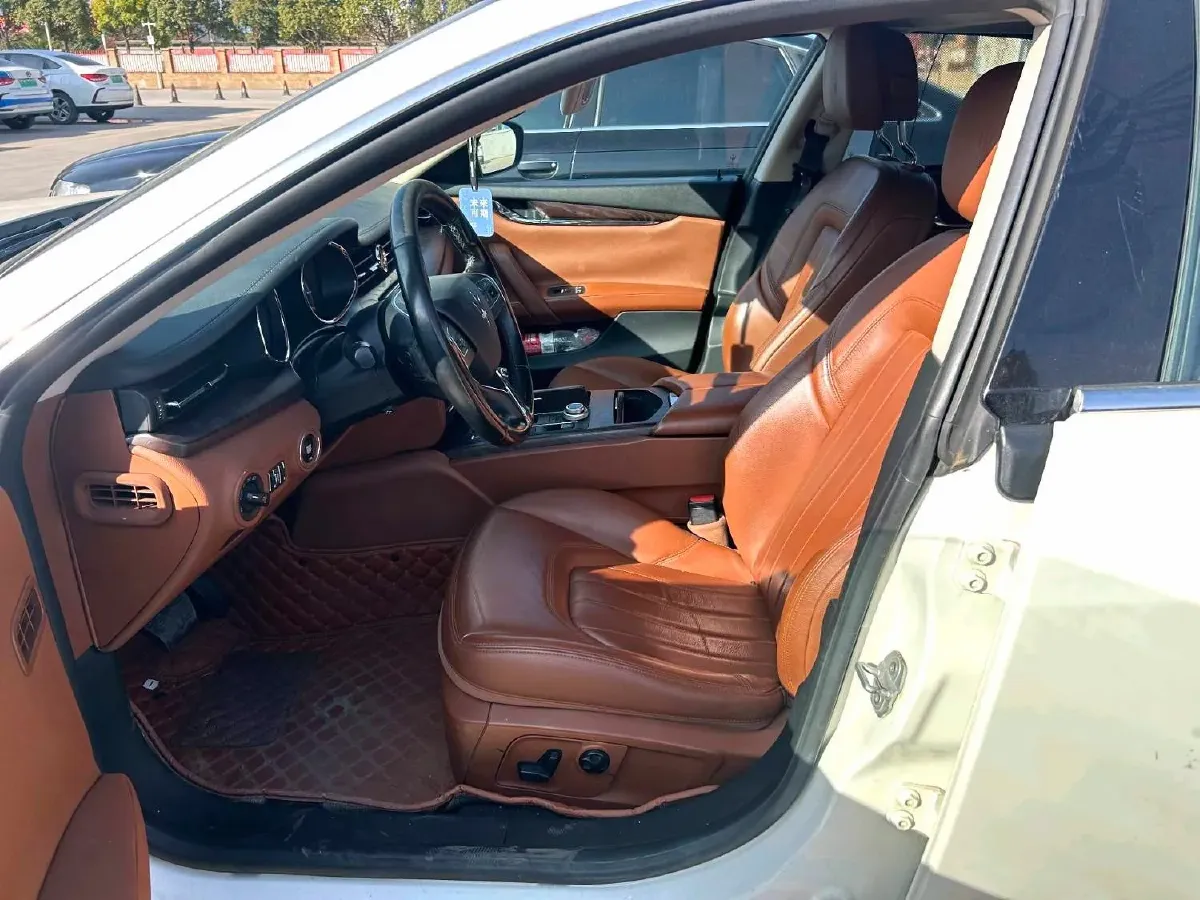 2018 Maserati Quattroporte 3.0T 350HP V6 8AT,autocango,china used car exporter,china ev exporter,chinese used car exporter,chinese used ev exporter