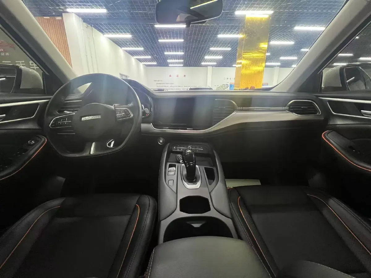 2021 Haval F7 1.5T 169HP L4 7DCT,autocango,china used car exporter,china ev exporter,chinese used car exporter,chinese used ev exporter