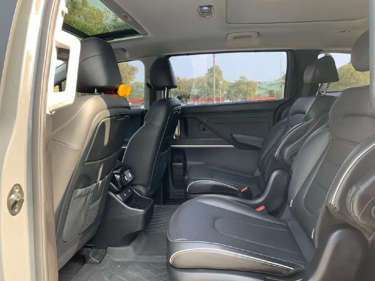 2021 Hyundai Custo 1.5T 170HP L4 8AT,autocango,china used car exporter,china ev exporter,chinese used car exporter,chinese used ev exporter