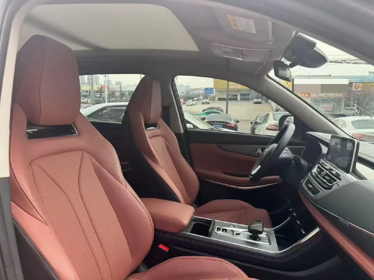 2024 ChangAn CS75 1.5T 188HP L4 7DCT,autocango,china used car exporter,china ev exporter,chinese used car exporter,chinese used ev exporter