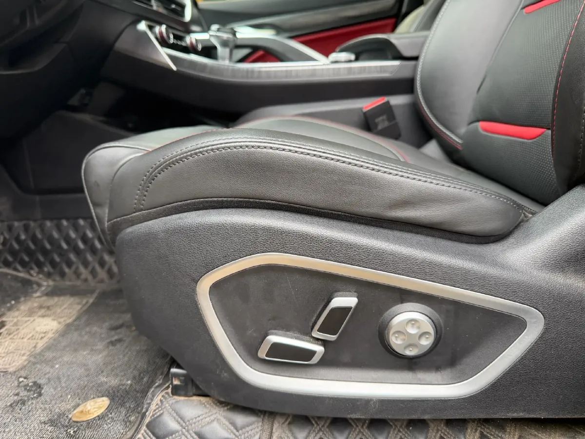 2019 Geely Tugella 2.0T 238HP L4 8AT,autocango,china used car exporter,china ev exporter,chinese used car exporter,chinese used ev exporter