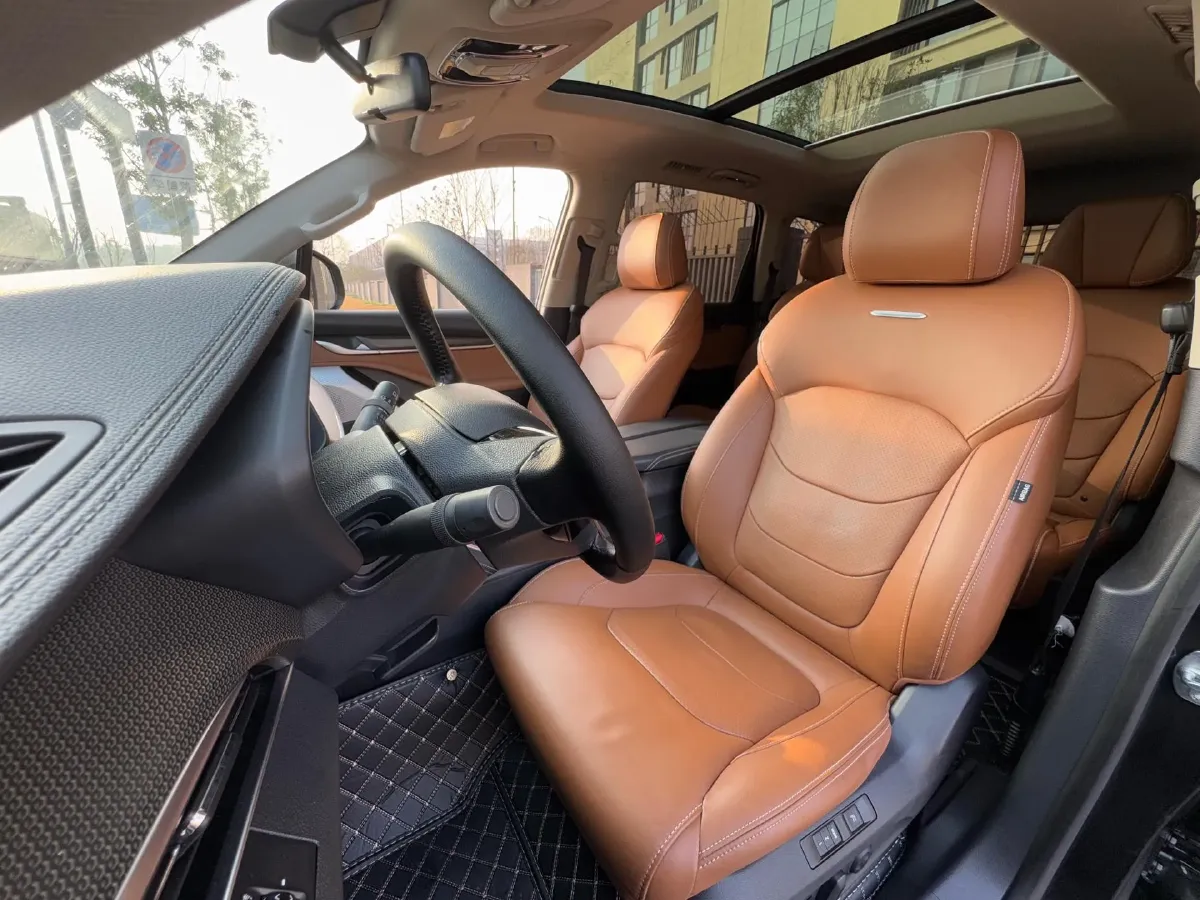 2017 MAXUS D90 2.0T 224HP L4 6AT,autocango,china used car exporter,china ev exporter,chinese used car exporter,chinese used ev exporter