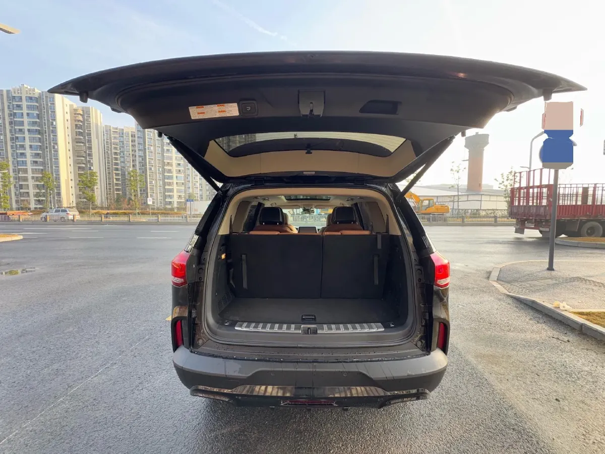 2017 MAXUS D90 2.0T 224HP L4 6AT,autocango,china used car exporter,china ev exporter,chinese used car exporter,chinese used ev exporter