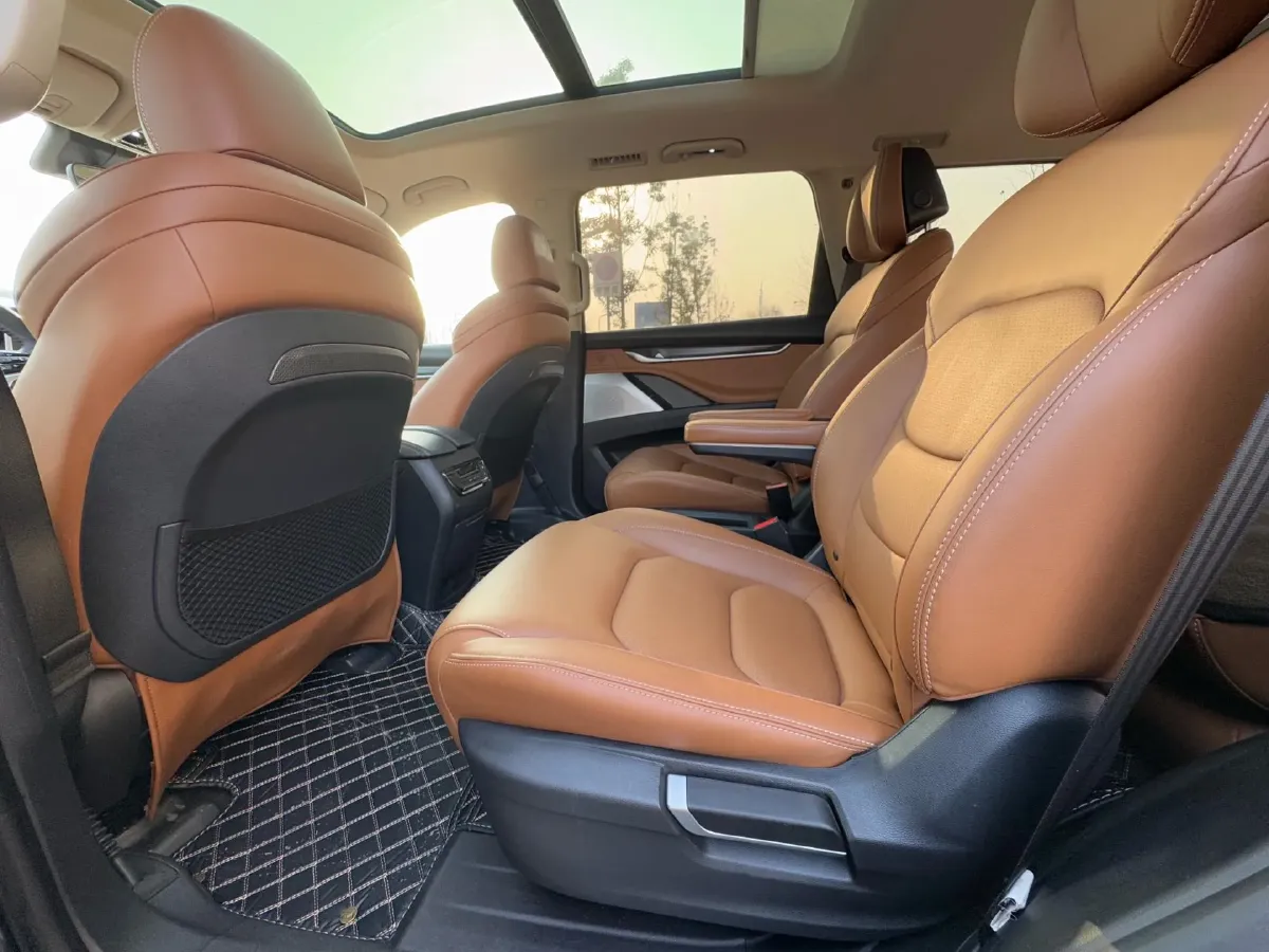 2017 MAXUS D90 2.0T 224HP L4 6AT,autocango,china used car exporter,china ev exporter,chinese used car exporter,chinese used ev exporter