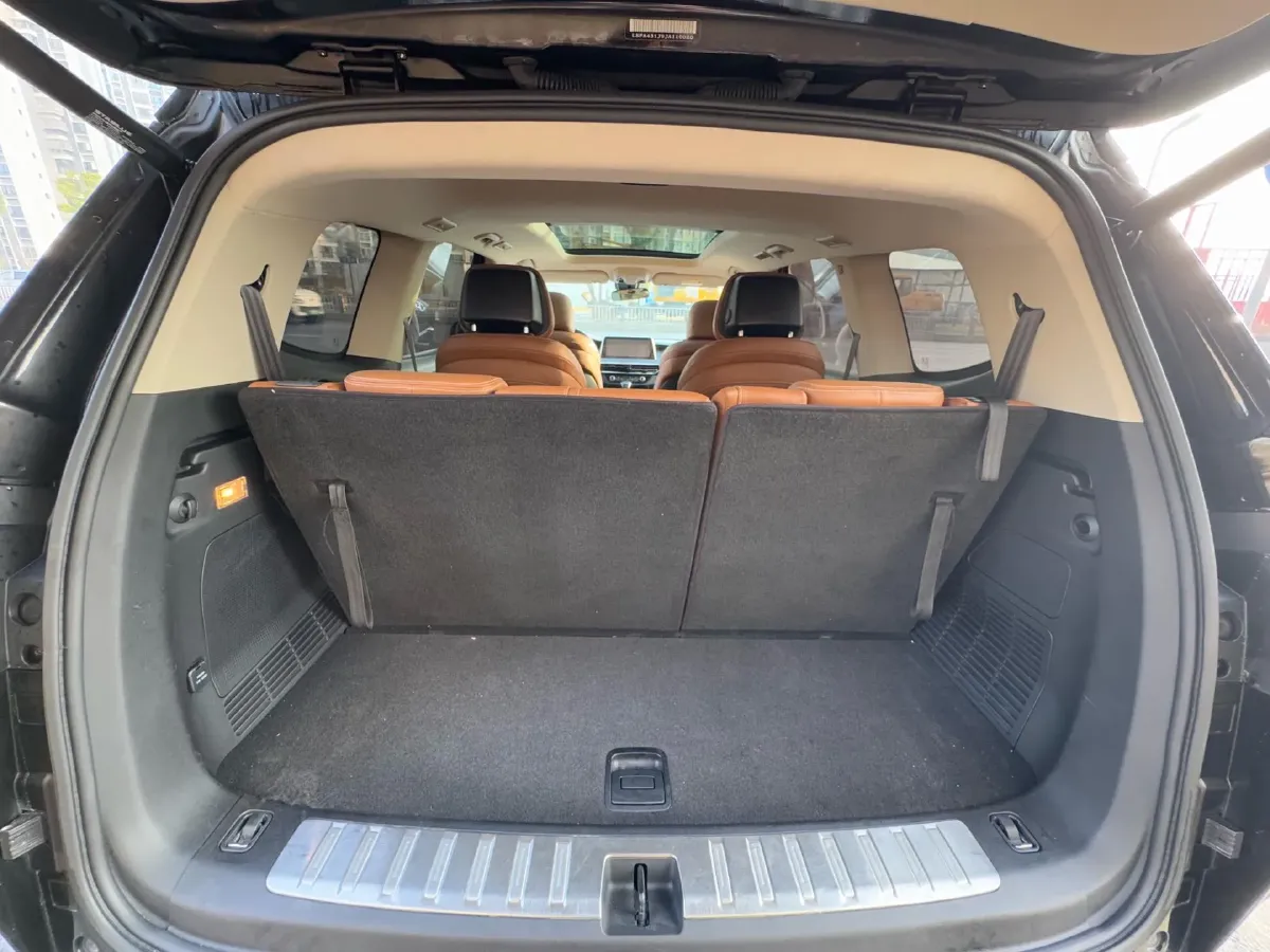 2017 MAXUS D90 2.0T 224HP L4 6AT,autocango,china used car exporter,china ev exporter,chinese used car exporter,chinese used ev exporter