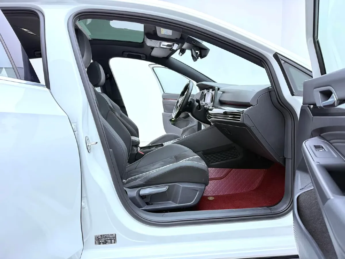 2021 Volkswagen Golf 1.4T 150HP L4 7DCT,autocango,china used car exporter,china ev exporter,chinese used car exporter,chinese used ev exporter