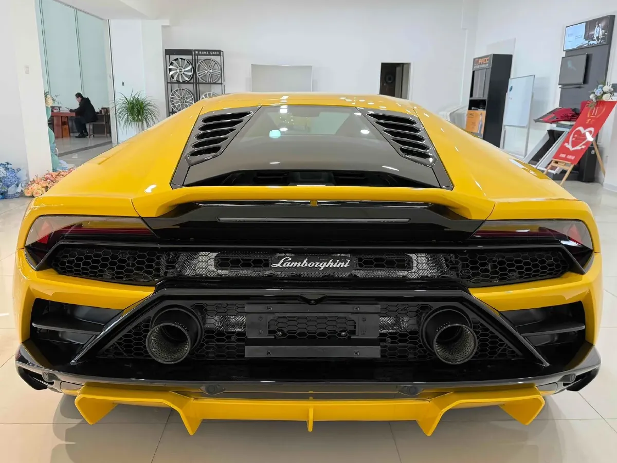 2020 Lamborghini Huracán 5.2L 611HP V10 7DCT,autocango,china used car exporter,china ev exporter,chinese used car exporter,chinese used ev exporter