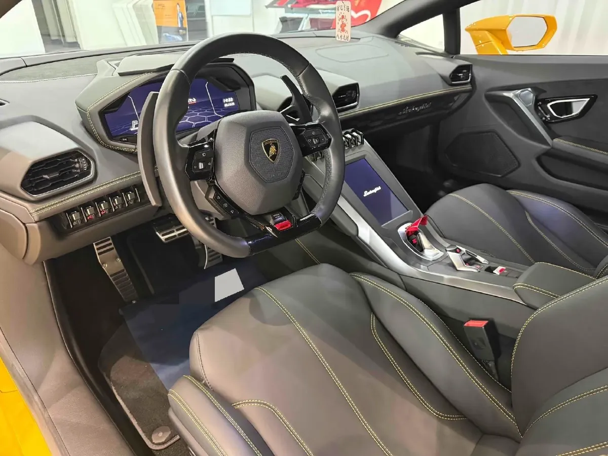 2020 Lamborghini Huracán 5.2L 611HP V10 7DCT,autocango,china used car exporter,china ev exporter,chinese used car exporter,chinese used ev exporter