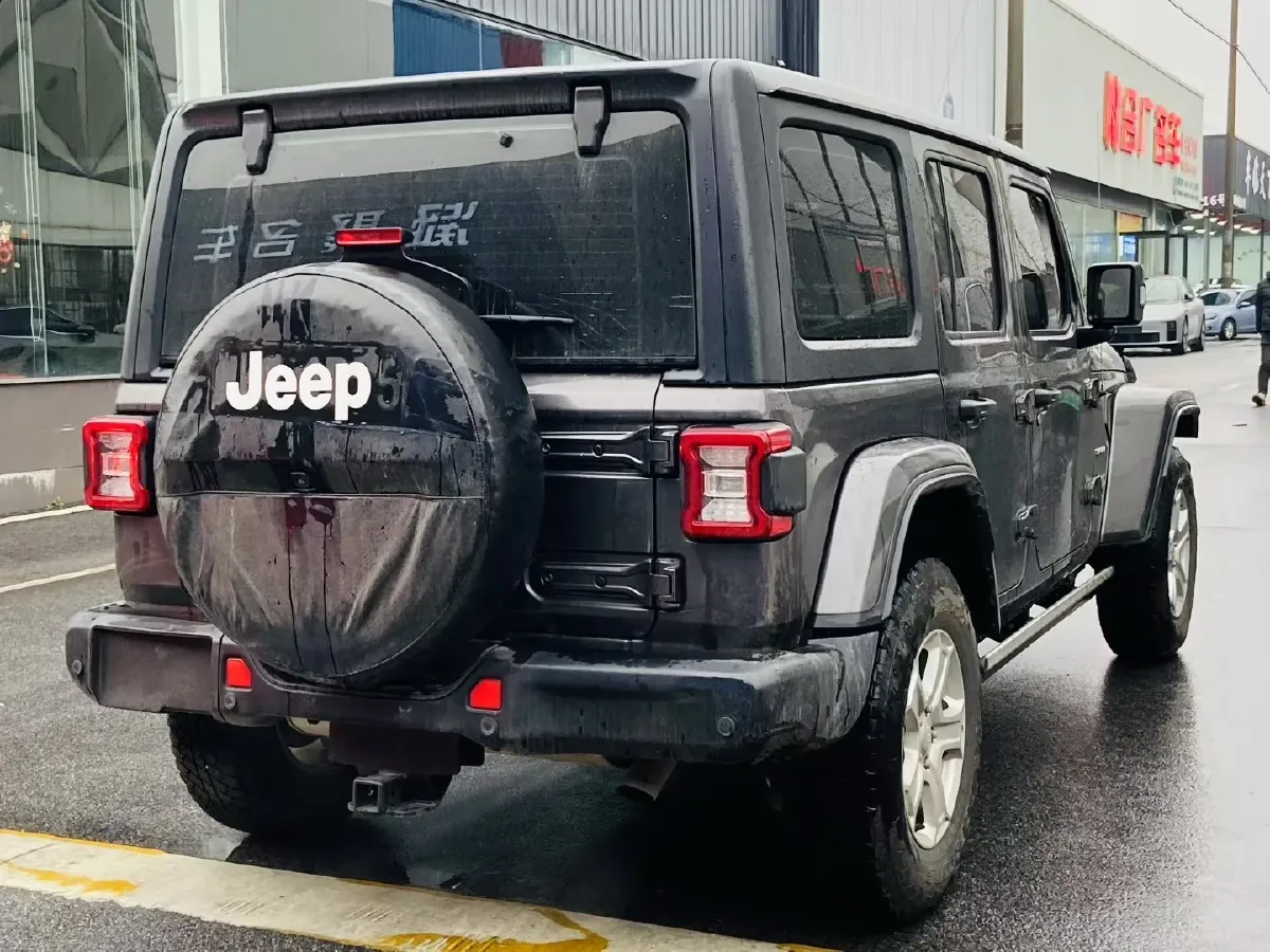 2019 Jeep Wrangler 2.0T 266HP L4 8AT,autocango,china used car exporter,china ev exporter,chinese used car exporter,chinese used ev exporter