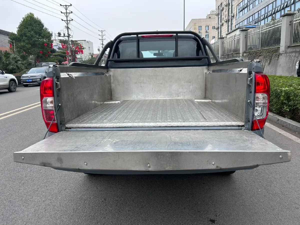 2022 Dongfeng RuiQi 7 2.3T 166HP L4 8AT,autocango,china used car exporter,china ev exporter,chinese used car exporter,chinese used ev exporter