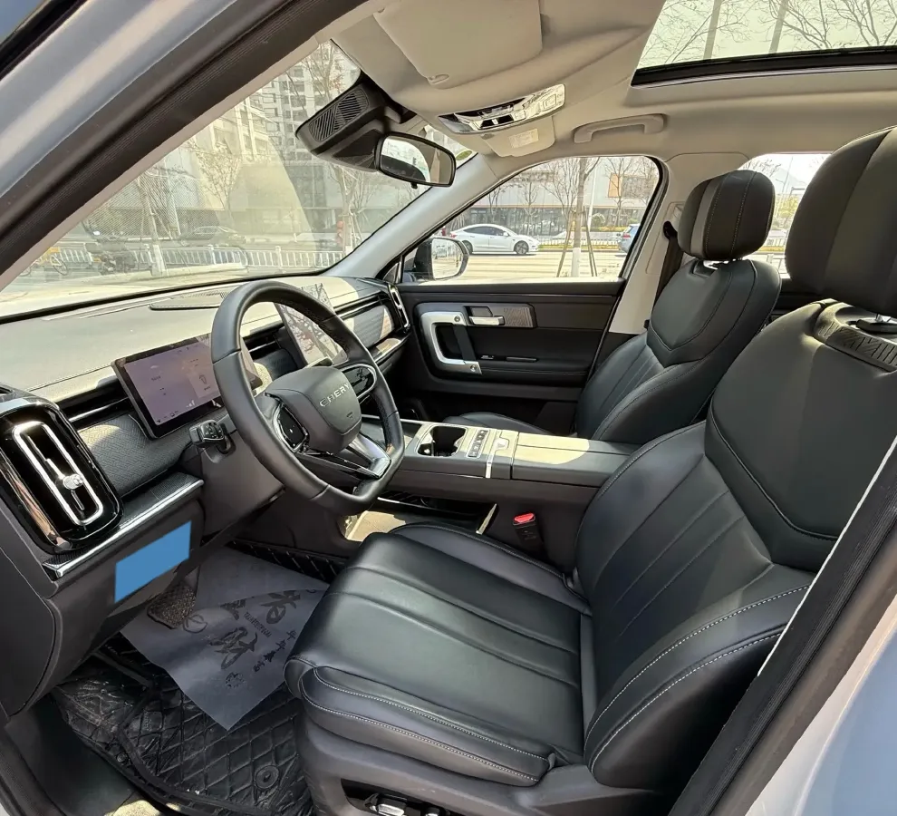 2025 Chery Exploration 06 1.6T 197HP L4 7DCT,autocango,china used car exporter,china ev exporter,chinese used car exporter,chinese used ev exporter