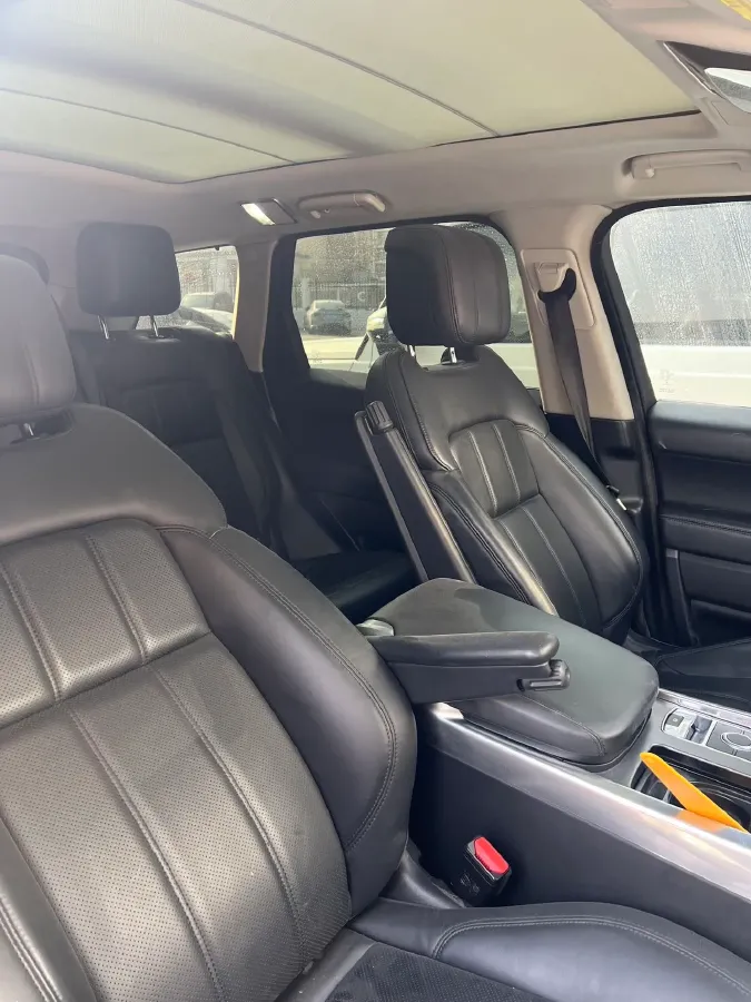 2021 Land Rover Range Rover Sport 3.0T 360HP L6 8AT,autocango,china used car exporter,china ev exporter,chinese used car exporter,chinese used ev exporter