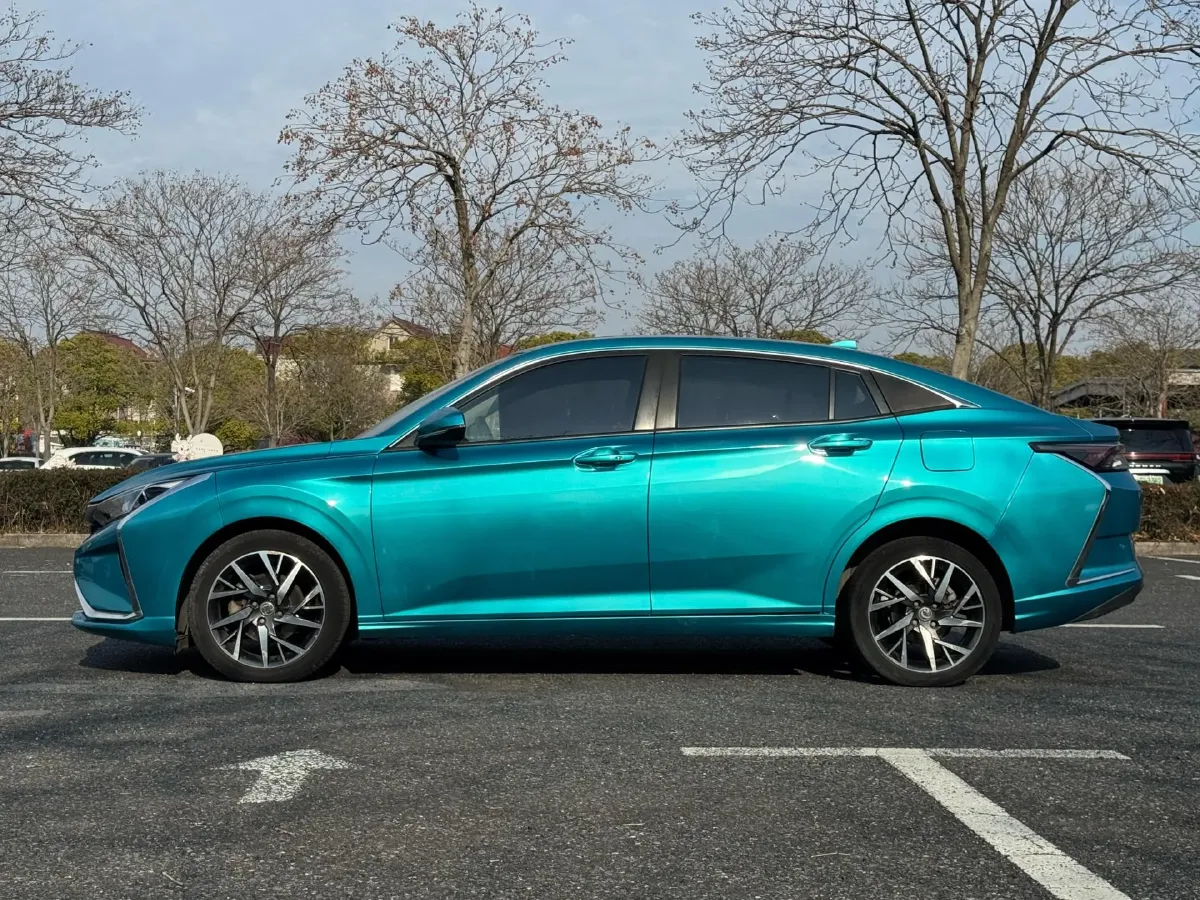 2020 DongFeng Aeolus YiXuan 1.5T 150HP L4 6DCT,autocango,china used car exporter,china ev exporter,chinese used car exporter,chinese used ev exporter