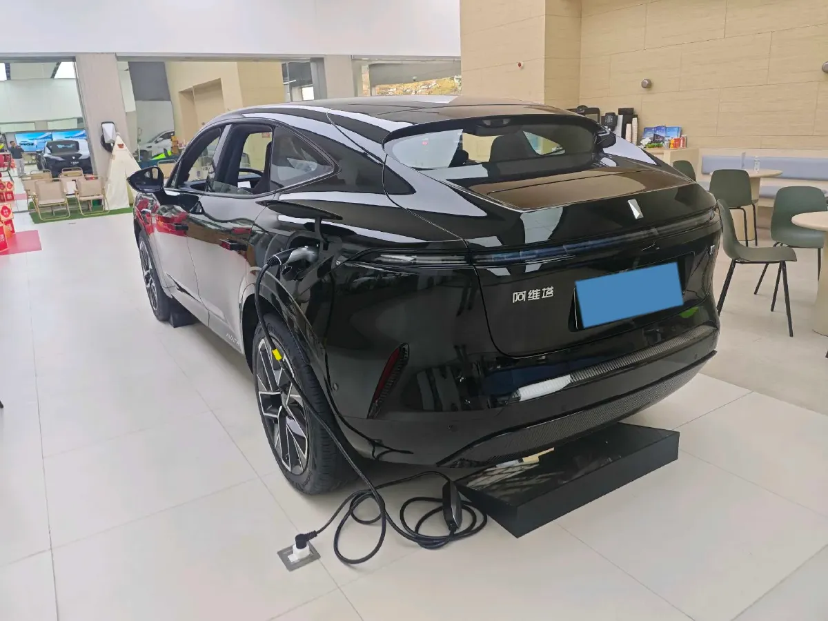 2025 Avatr 11 1.5T 156HP L4 REEV,autocango,china used car exporter,china ev exporter,chinese used car exporter,chinese used ev exporter