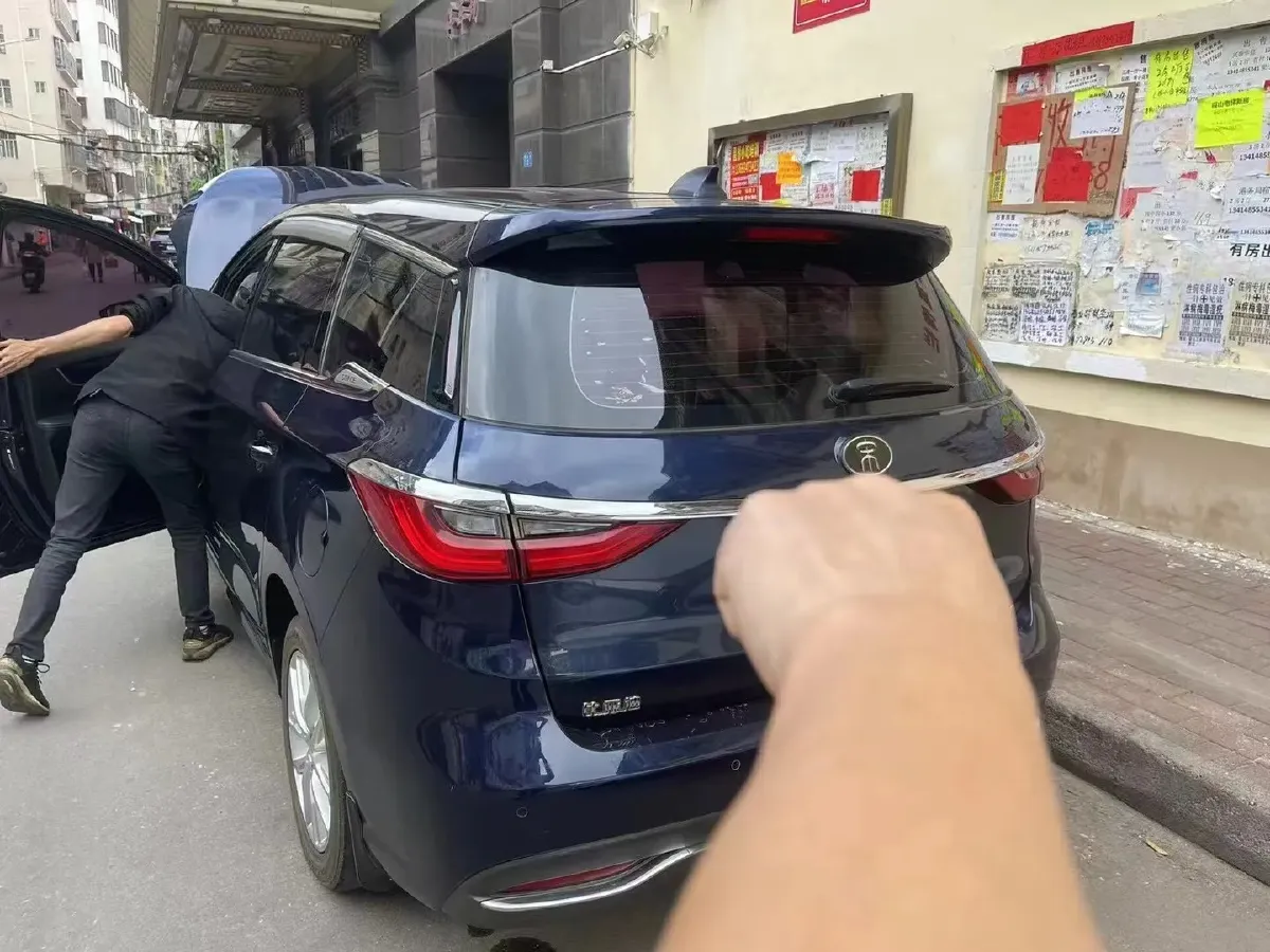 2017 BYD Song MAX 1.5T 154HP L4 6MT,autocango,china used car exporter,china ev exporter,chinese used car exporter,chinese used ev exporter