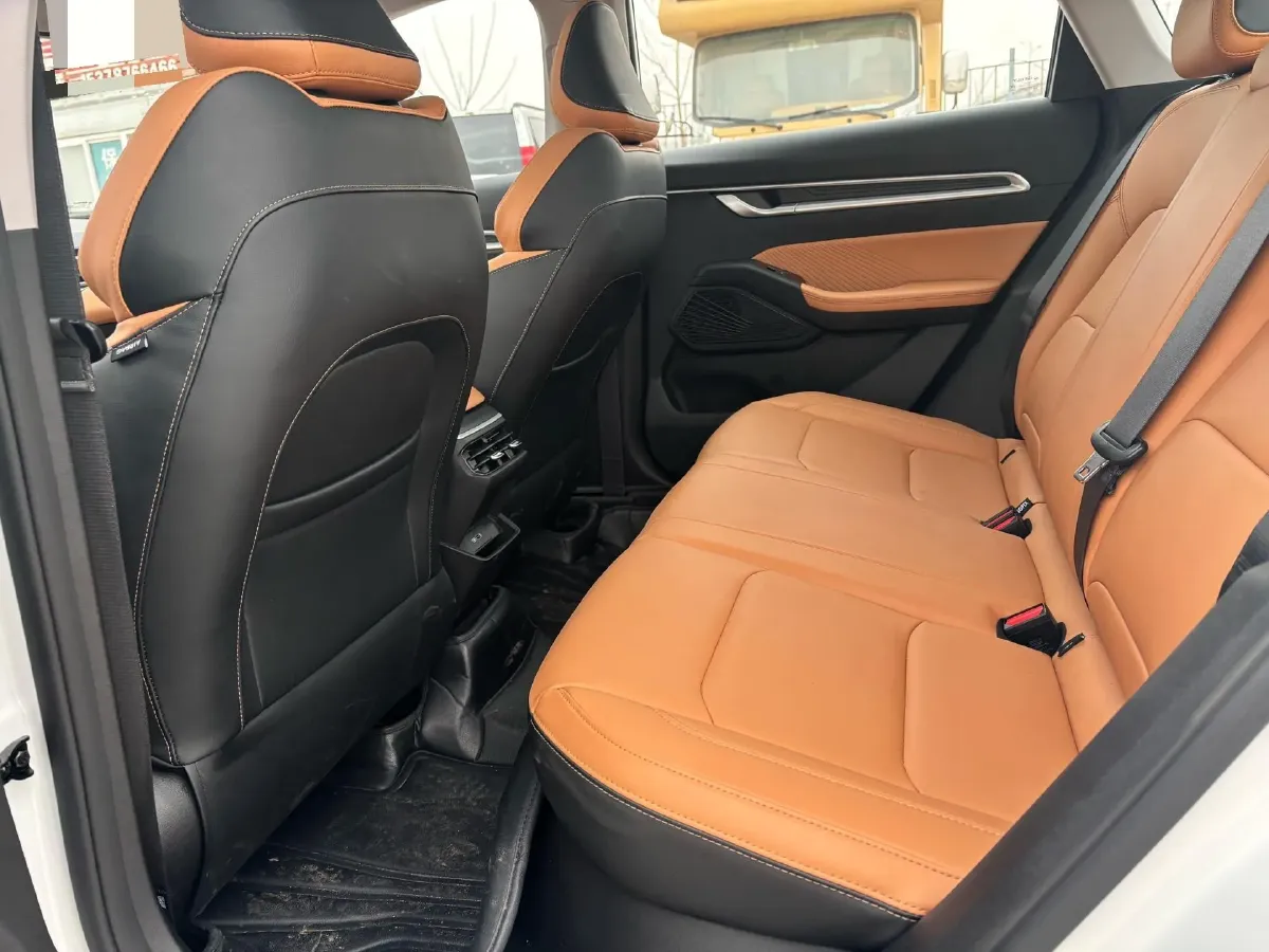 2025 Geely Emgrand 1.5L 127HP L4 CVT,autocango,china used car exporter,china ev exporter,chinese used car exporter,chinese used ev exporter