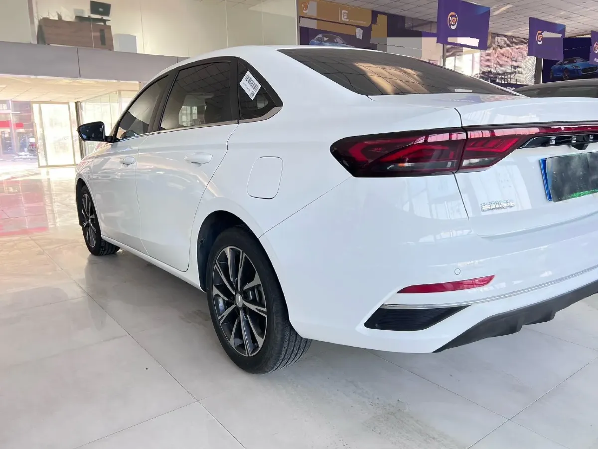 2025 Geely Emgrand 1.5L 127HP L4 CVT,autocango,china used car exporter,china ev exporter,chinese used car exporter,chinese used ev exporter