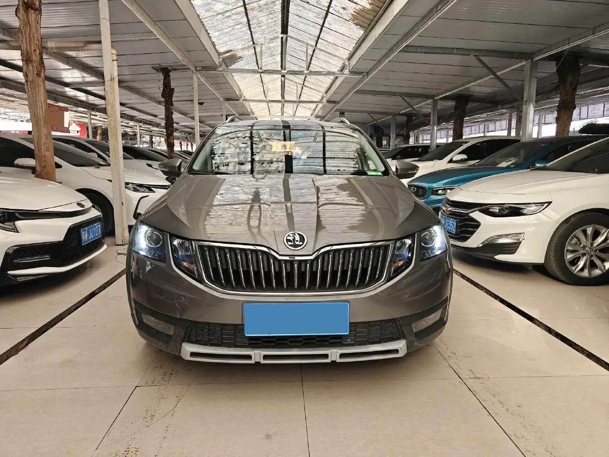 2018 Skoda Octavia 1.2T 116HP L4 7DCT,autocango,china used car exporter,china ev exporter,chinese used car exporter,chinese used ev exporter