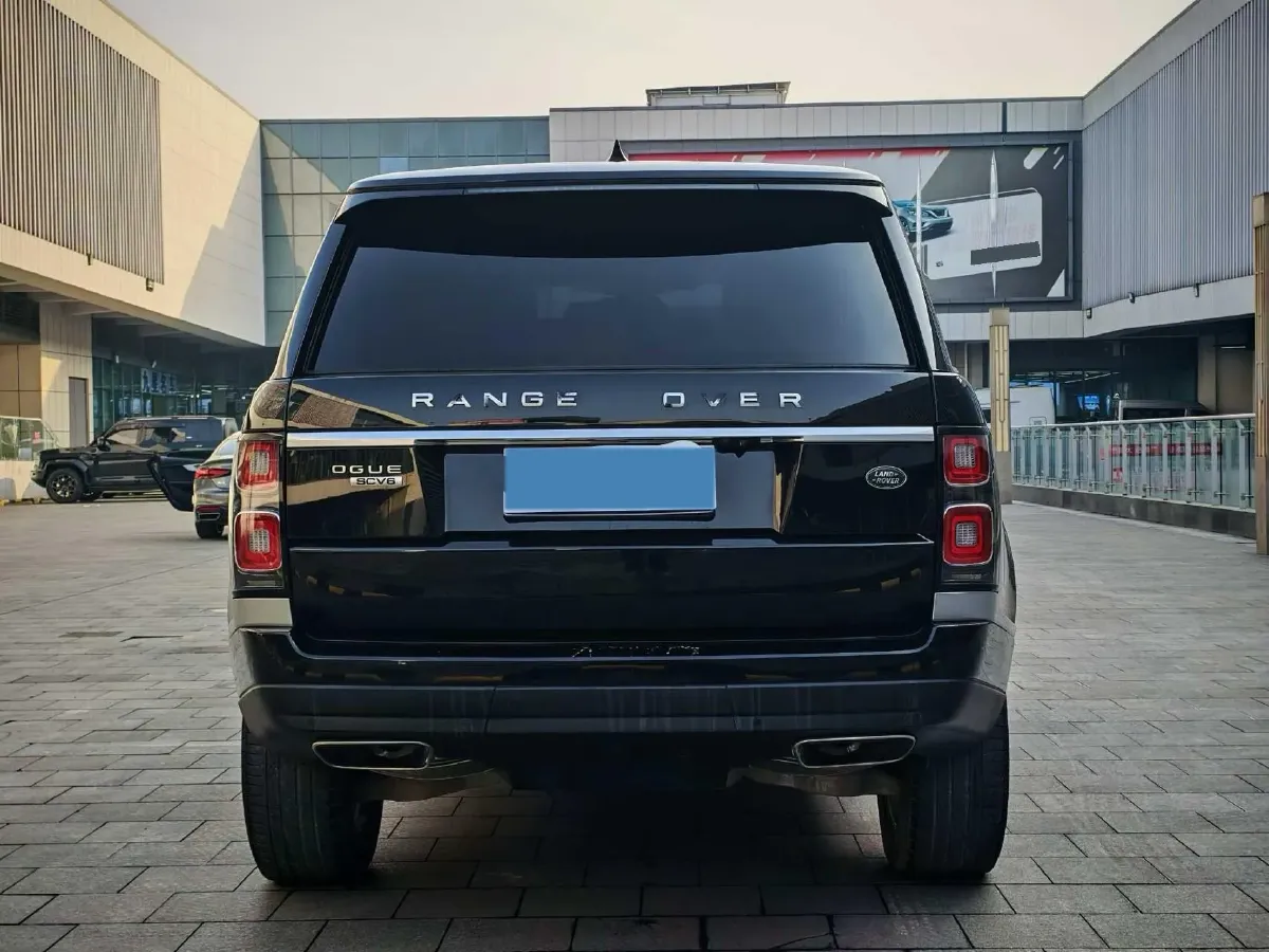 2019 BMW 7 Series 3.0T 340HP L6 8AT,autocango,china used car exporter,china ev exporter,chinese used car exporter,chinese used ev exporter