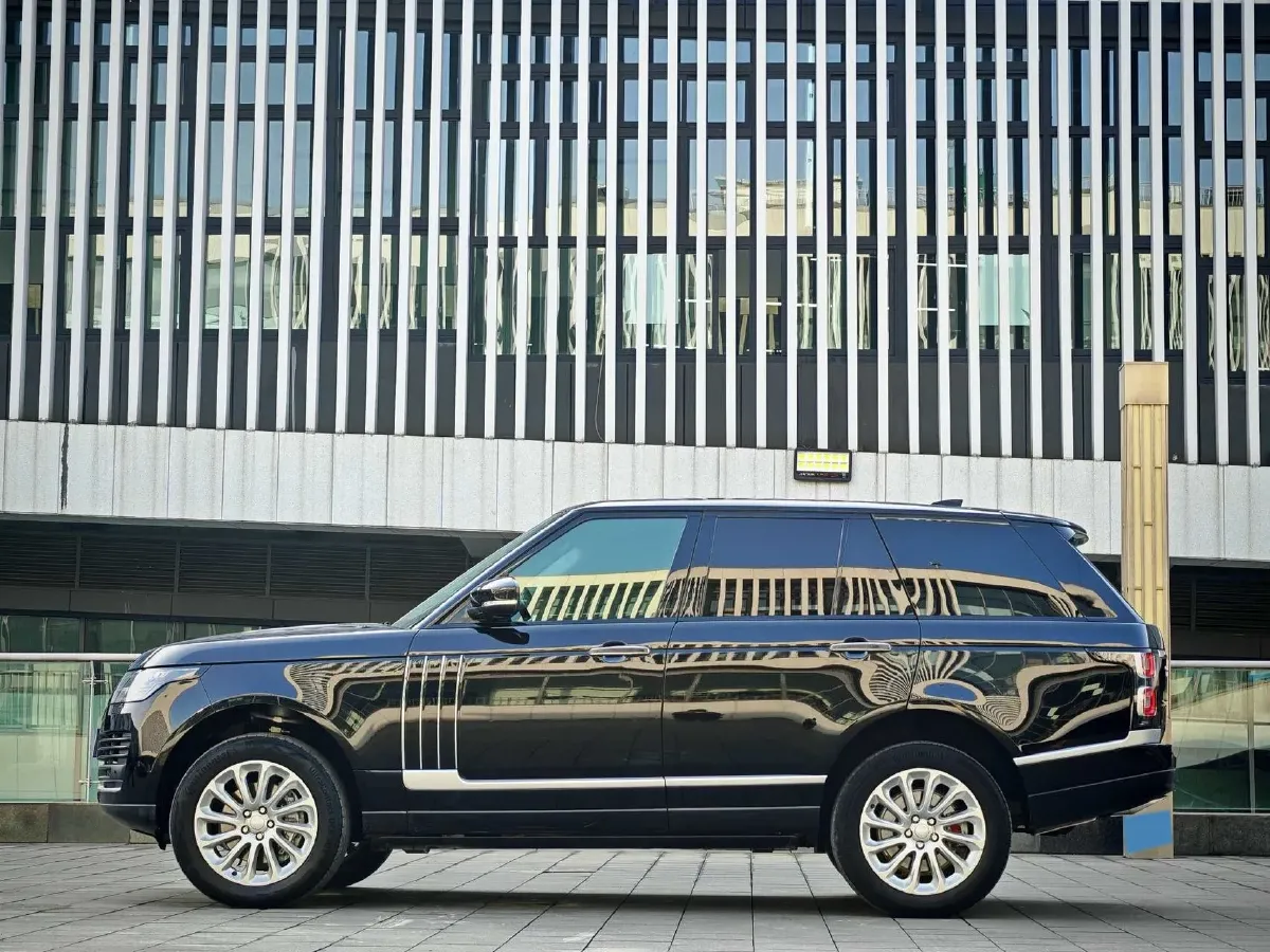 2019 BMW 7 Series 3.0T 340HP L6 8AT,autocango,china used car exporter,china ev exporter,chinese used car exporter,chinese used ev exporter