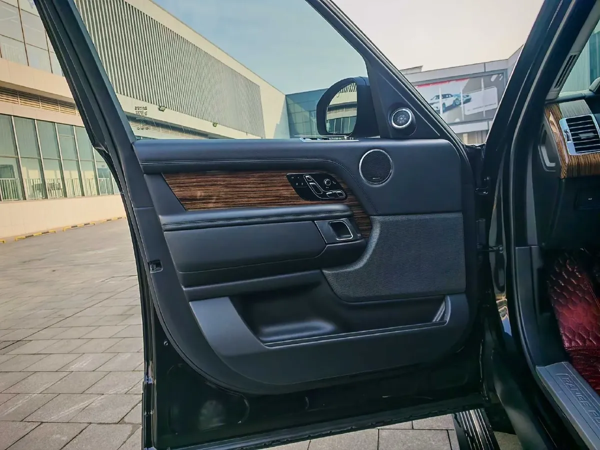 2019 BMW 7 Series 3.0T 340HP L6 8AT,autocango,china used car exporter,china ev exporter,chinese used car exporter,chinese used ev exporter