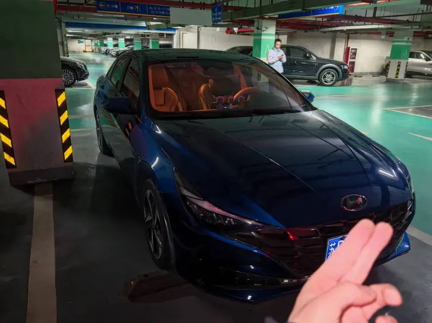 2021 Hyundai Elantra 1.5L 115HP L4 CVT,autocango,china used car exporter,china ev exporter,chinese used car exporter,chinese used ev exporter