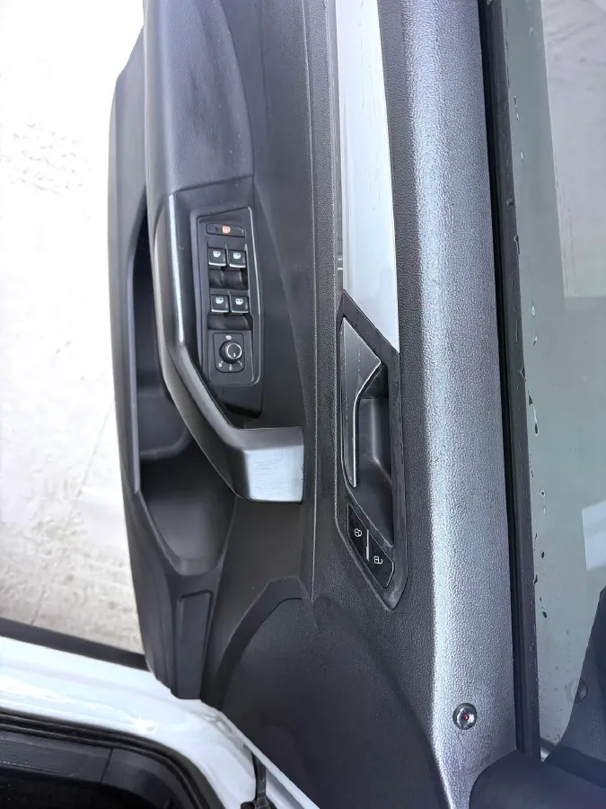 2021 Volkswagen T-Roc 1.4T 150HP L4 7DCT,autocango,china used car exporter,china ev exporter,chinese used car exporter,chinese used ev exporter