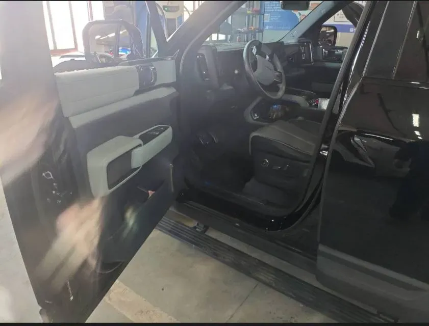 2023 FangChengBao Bao 5 1.5T 194HP L4 E-CVT PHEV 31.8KWH,autocango,china used car exporter,china ev exporter,chinese used car exporter,chinese used ev exporter