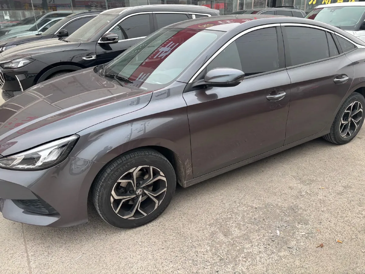 2023 MG 5 1.5L 129HP L4 5MT,autocango,china used car exporter,china ev exporter,chinese used car exporter,chinese used ev exporter