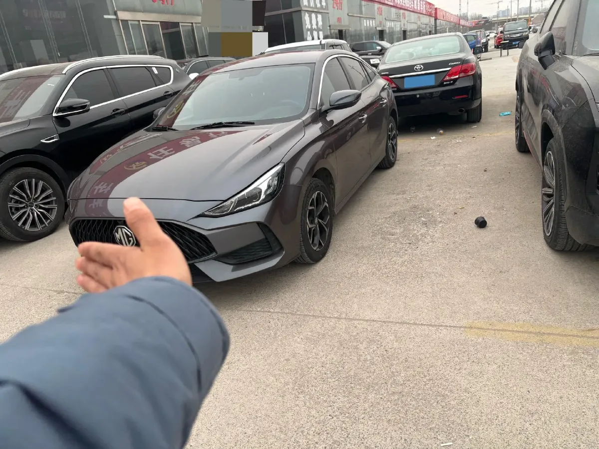 2023 MG 5 1.5L 129HP L4 5MT,autocango,china used car exporter,china ev exporter,chinese used car exporter,chinese used ev exporter