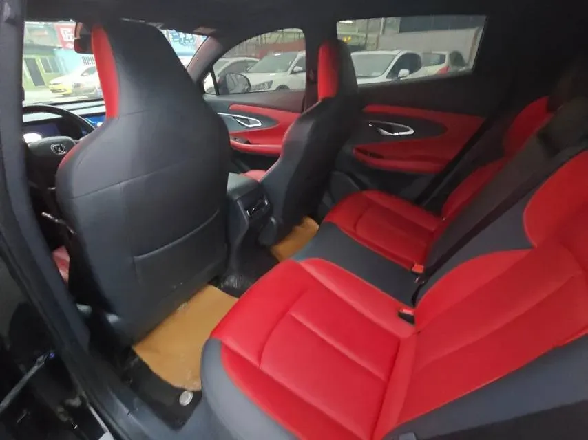 2021 ChangAn UNI-T 1.5T 180HP L4 7DCT,autocango,china used car exporter,china ev exporter,chinese used car exporter,chinese used ev exporter